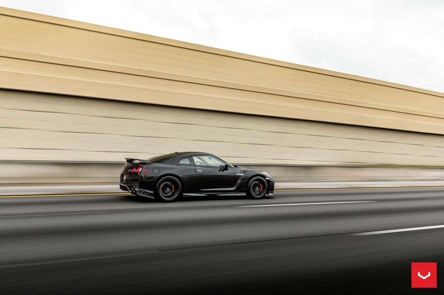  Nissan GT-R on Vossen Wheels (HF-5) 2020 года  (фото 43 из 48)